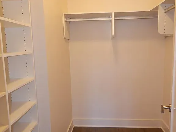807 Melpark Ct — Photo 10