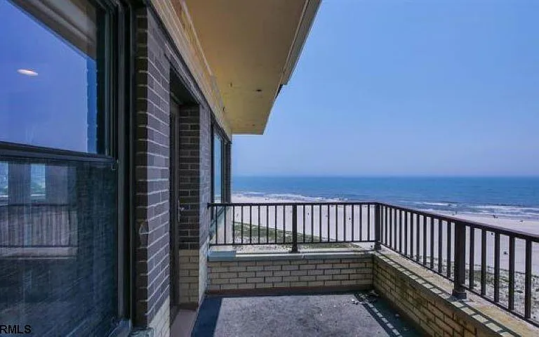 101 S Raleigh Ave #929-930-931 — Photo 2