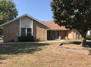9719 Berkley Cir, Oklahoma City, OK 73162