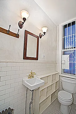 Rented by Barkoff Residential  | media 32