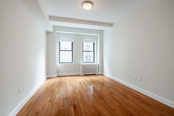Rented by Stonehenge NYC LLC | media 4