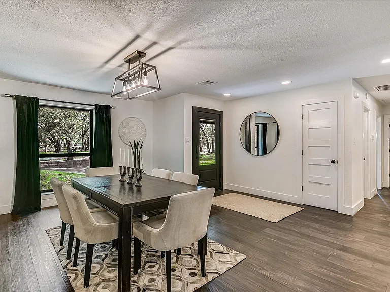 4717 Sam Bass Rd — Photo 15
