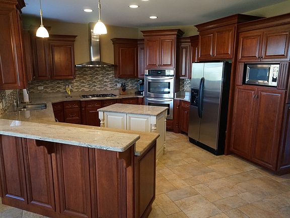 2nd image of 22534 Oakfield Dr
