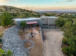 913 N Two Oclock Hill Rd, Oracle, AZ 85623