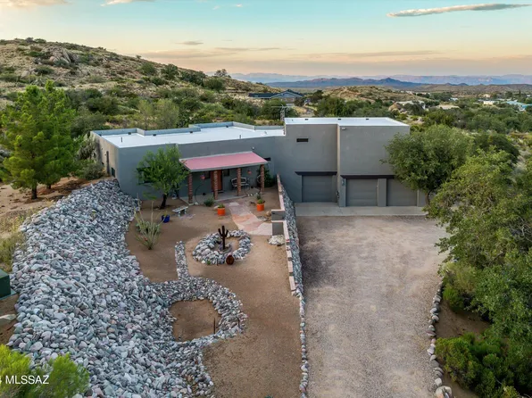 913 N Two Oclock Hill Rd, Oracle, AZ 85623