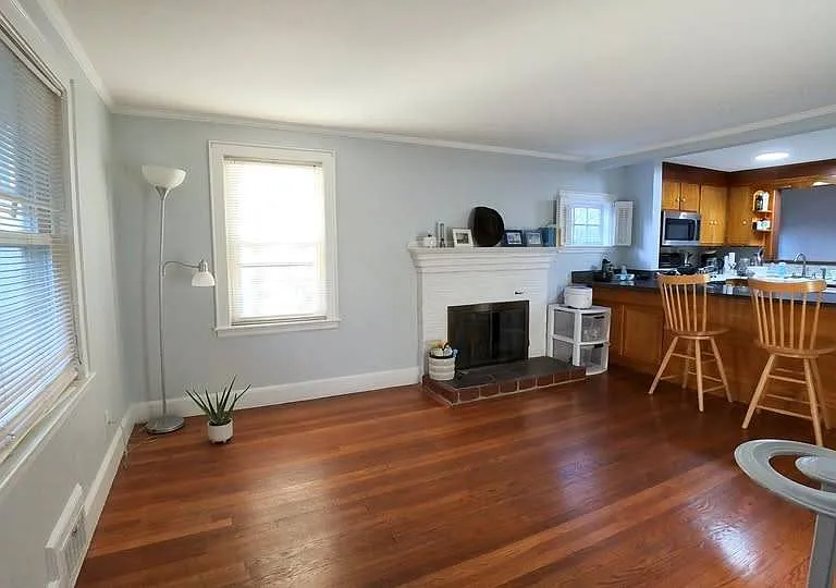 137 Virginia Rd #1 — Photo 4