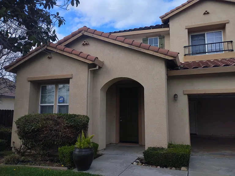 2533 Balmy Ct — Photo 3