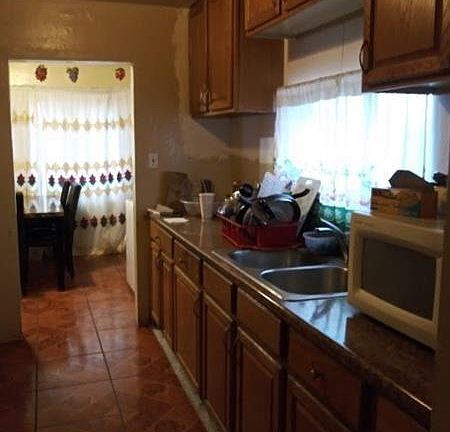 4th image of 210 W Philadelphia Ave