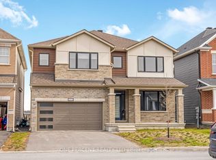 1016 Showman St, Ottawa, ON K0A 2Z0