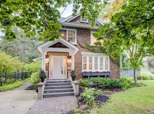 121 Allen St W, Waterloo, ON N2L1E8