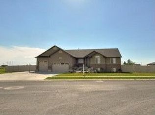 1841 S 2825 W, West Haven, UT 84401