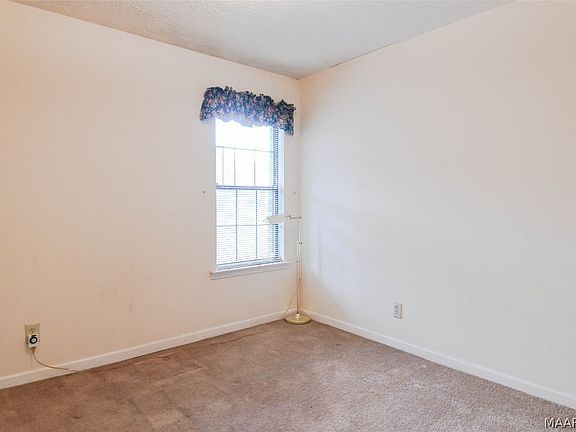 4th image of 5738 Worchester Dr