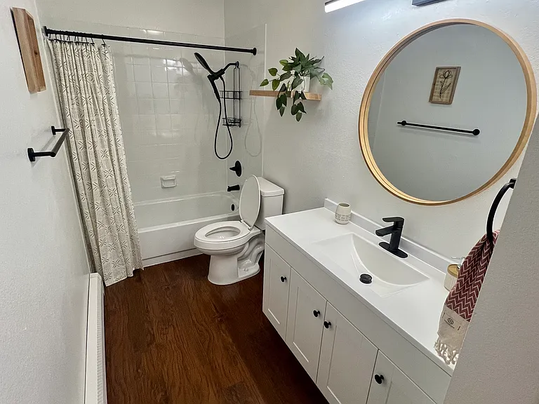 1230 Balfour Dr #2 — Photo 8