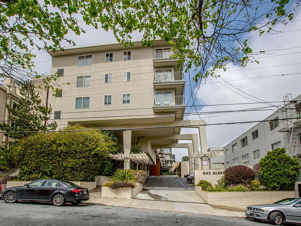 642 Alvarado