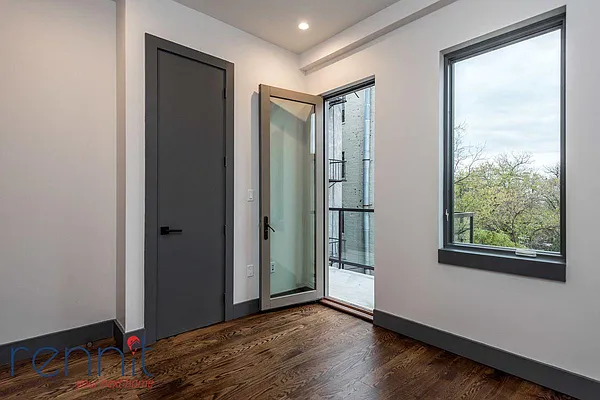 Rented by Rennit Inc. | media 54