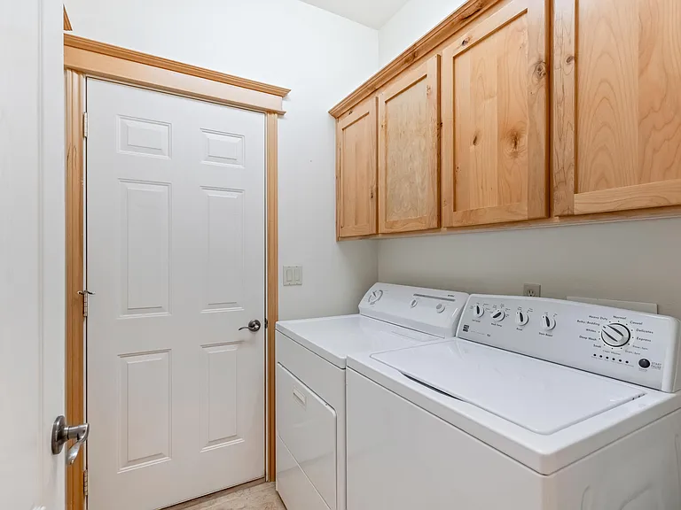 1009 SW Crosscut Ct — Photo 21