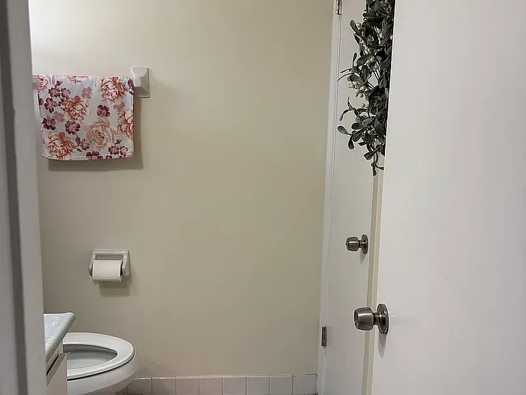 9340 Lagoon Pl #202 — Photo 3