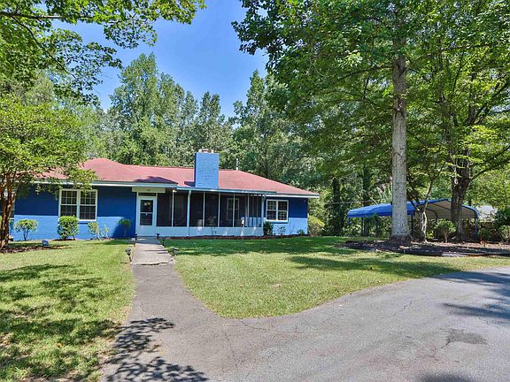 3rd image of 766 Blanton Blvd