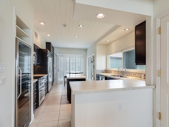 4th image of 107 Sea Hammock Way