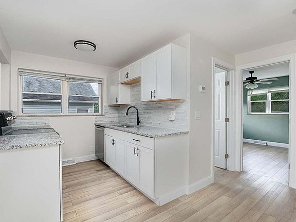 2nd image of 5653 Bramble Ave APT 1