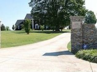 1860 Stewart Rd, Huntland, TN 37345