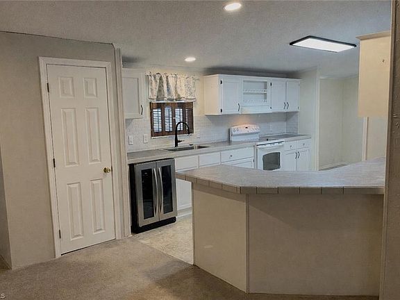5th image of 635 Old Wesley Chapel Rd