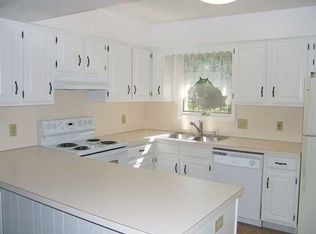 6726 Leisure Creek Dr SE, Caledonia, MI