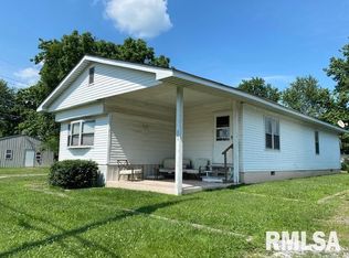 205 N Garfield St, Marion, IL 62959