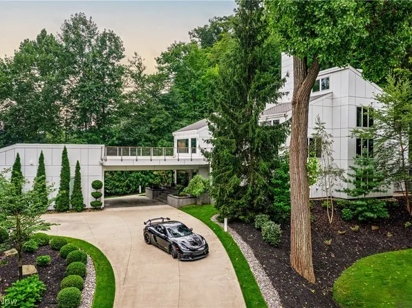 3660 Chagrin River Rd, Moreland Hills, OH 44022