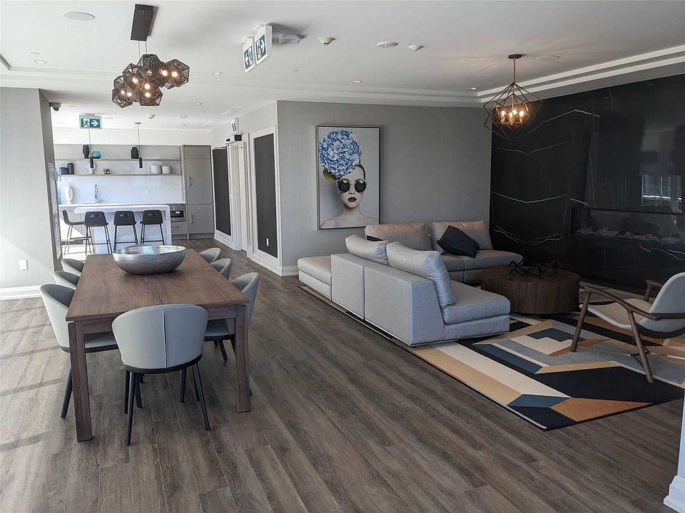 2nd image of 212 King William St #1006