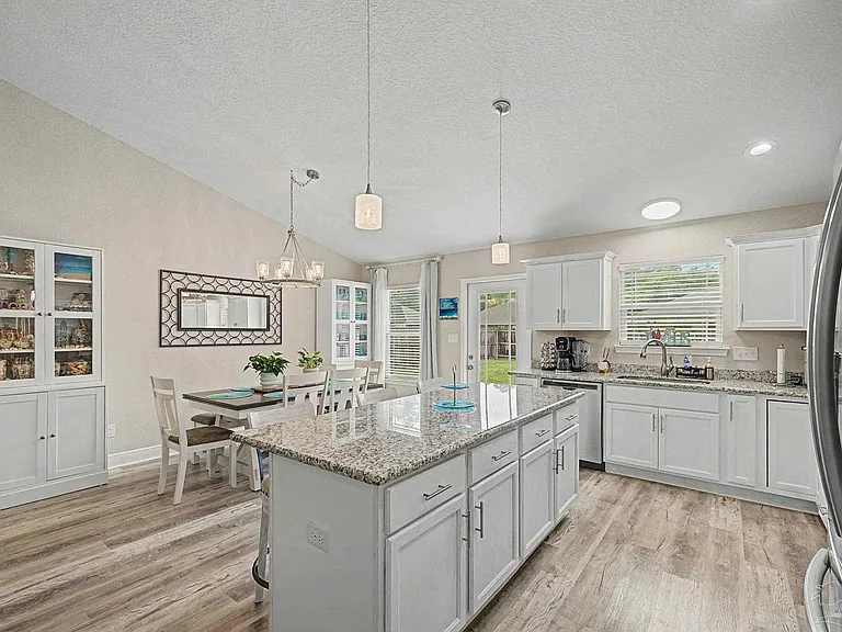 3613 Berkley Ln — Photo 13