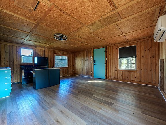 32nd image of 4231 Lylewood Rd