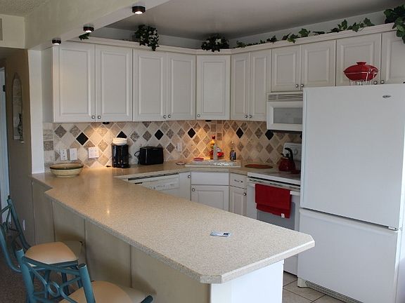4th image of 448 Durham O #O