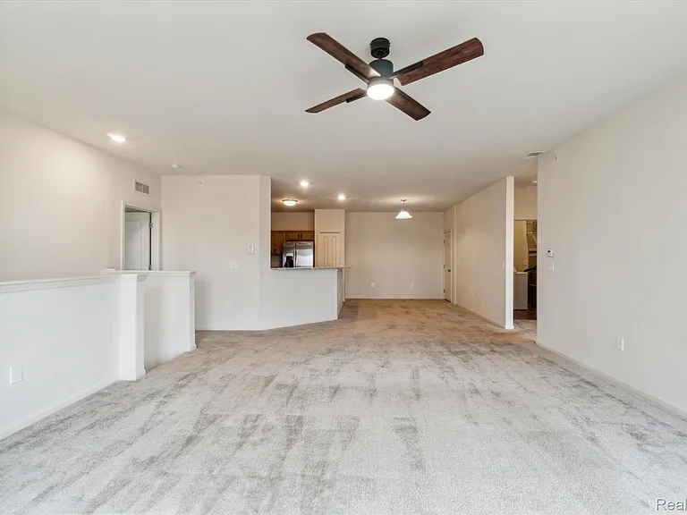 9804 Ridge Run St — Photo 10