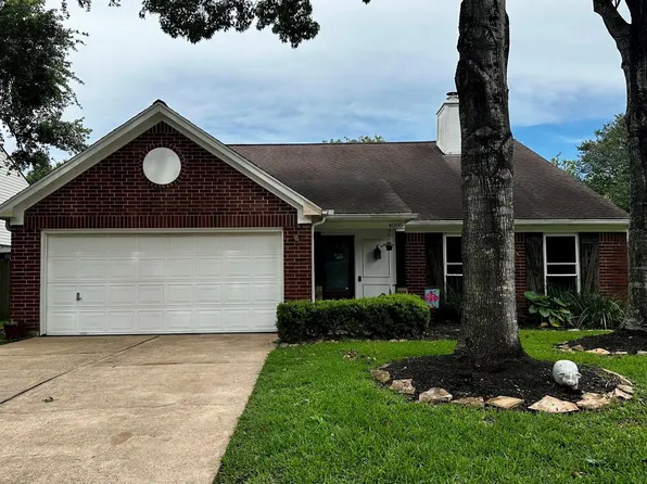 4005 Spring Meadow Dr, Pearland, TX 77584