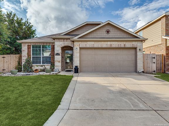 2nd image of 12526 Crockett Way