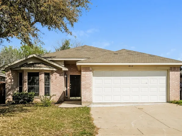 8112 Broken Arrow Rd, Fort Worth, TX 76137