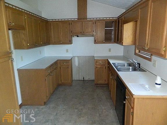 5th image of 2788 Bridle Path SE