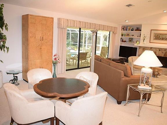 3rd image of 4950 Candlebush Cir