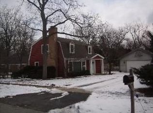 443 Ellridge Cir, Highland Park, IL 60035