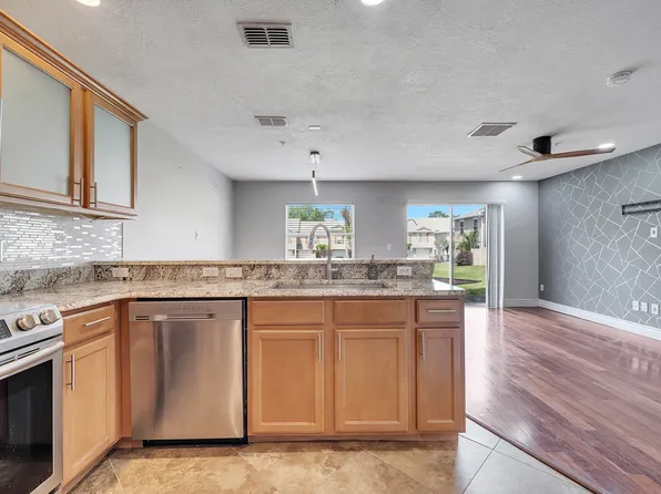200 Sterling Springs Ln, Altamonte Springs, FL 32714