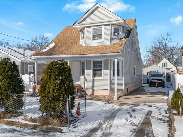 58 Henry Street, Roosevelt, NY 11575