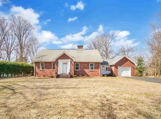 1360 Plumtree Rd, Springfield, MA 01119