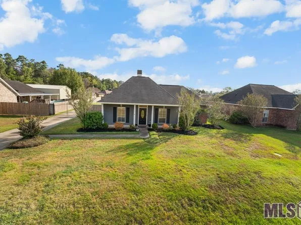 8170 Acadiana Ave, Denham Springs, LA 70706