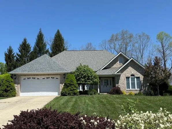 10 Falcon Cir, Beckley, WV 25801