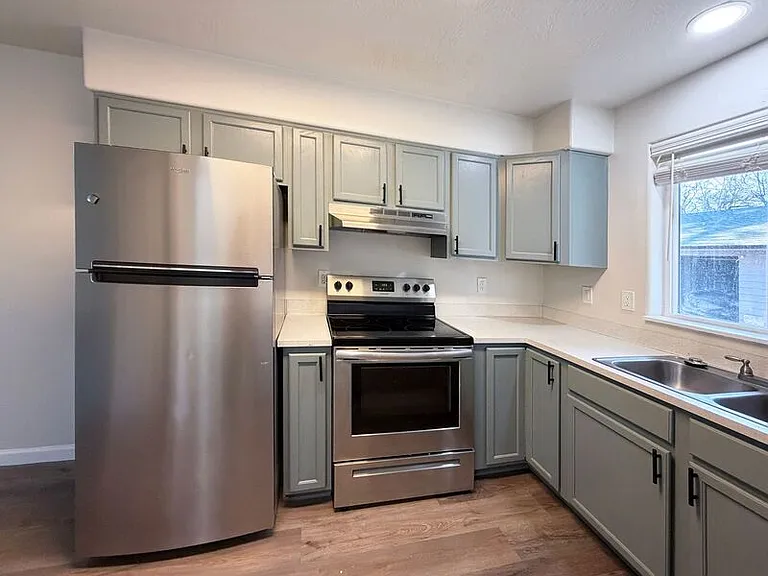 2447 Roosevelt Blvd #3 — Photo 7