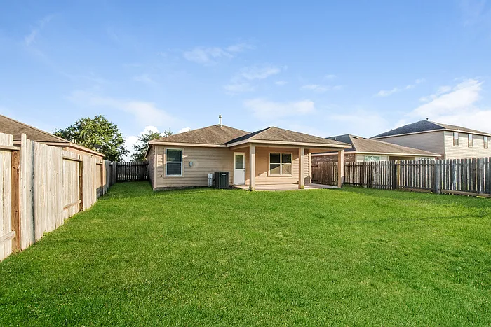 2107 Golden Topaz Dr — Photo 14