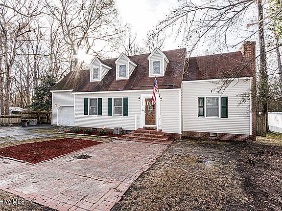 4th image of 1428 Foxhall Drive