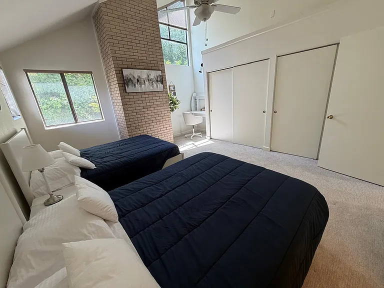 2633 McCart Ave — Photo 12