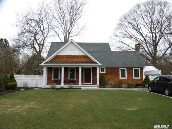 2nd image of 14 Cedar Dr